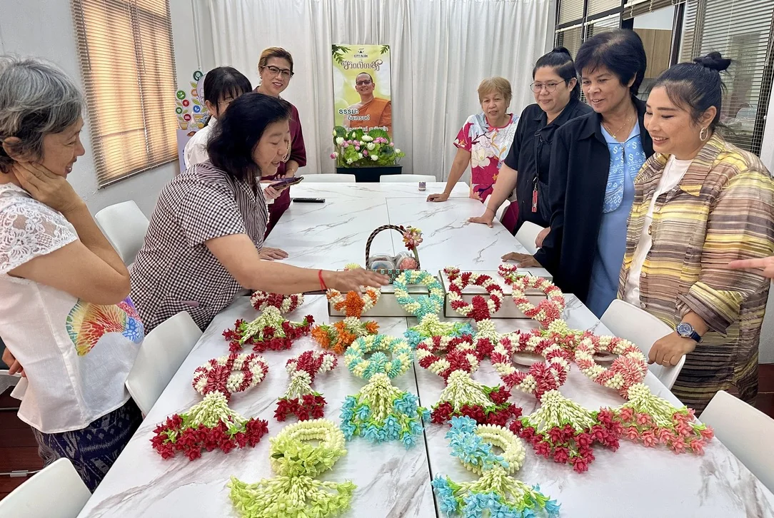 เวิร์กช็อปทำพวงมาลัยทิชชู่